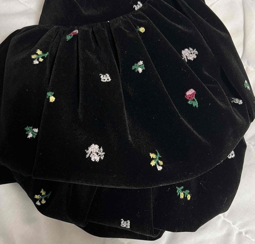 ペプラムブラウスあゆぽん様