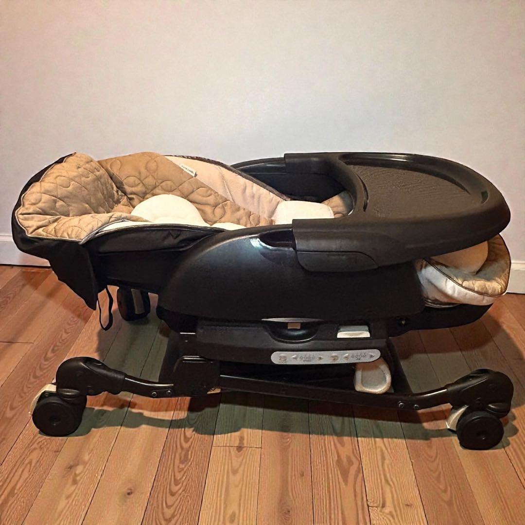 完動❣️美品✨大人気❣️Combi CWL ネムリラ AT 電動オートスウィング