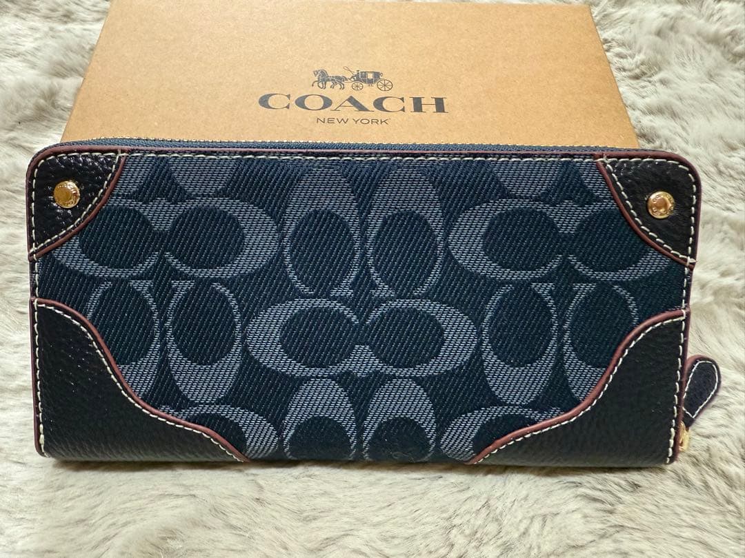 COACH ネイビー 長財布