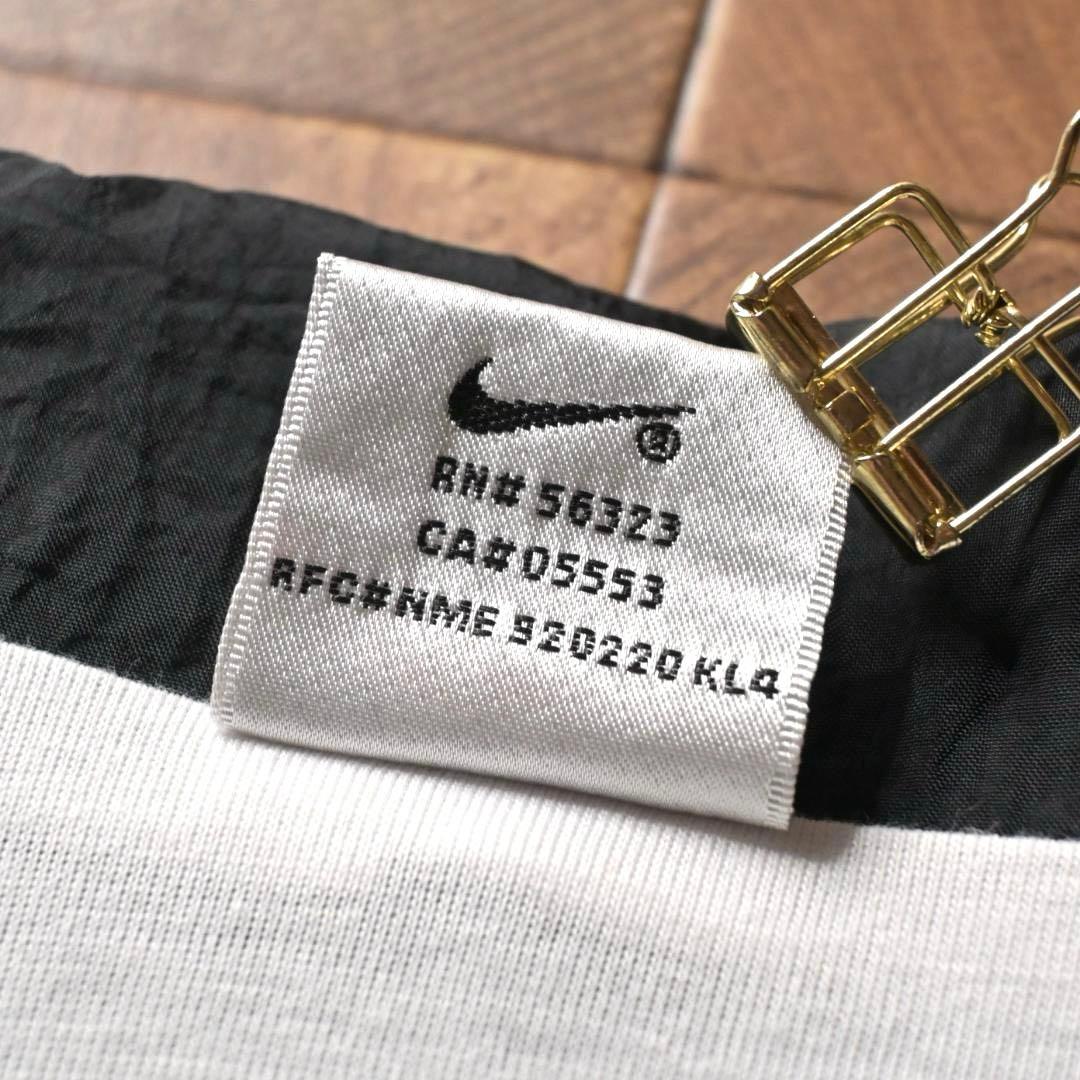 B*様 90s　ナイキ　企業ロゴ ナイロンジャケット　ホワイト　ブラック　白黒