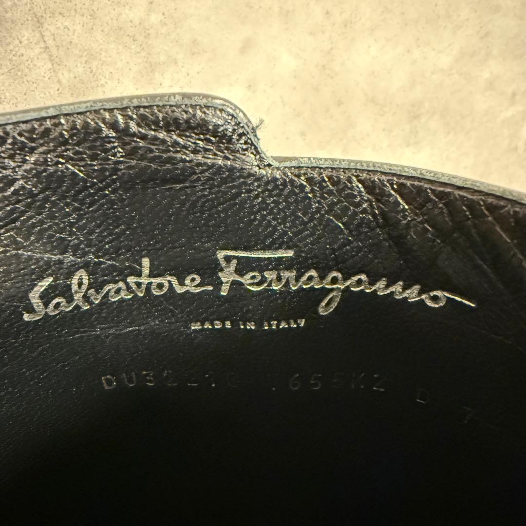 サルヴァトーレフェラガモ ブーツ 7サイズ ブラック