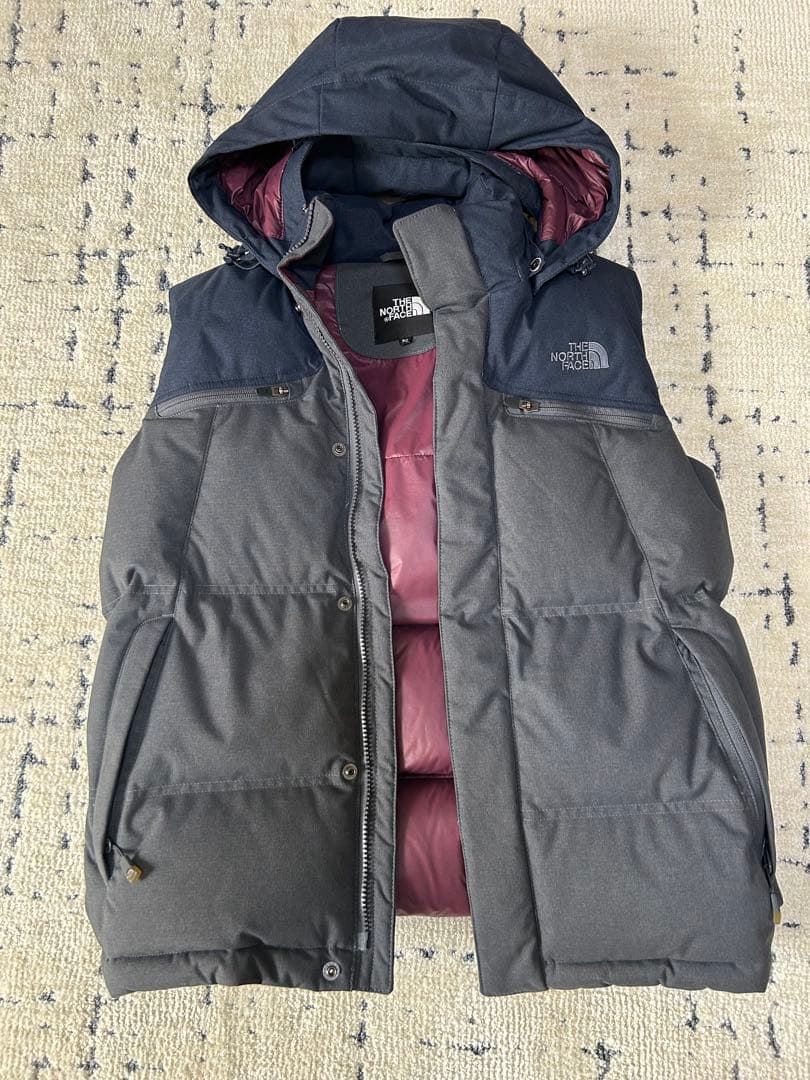 THE NORTH FACE フード付きダウンベスト 90