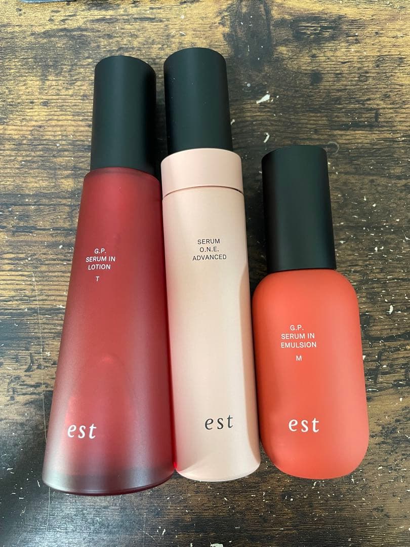 est スキンケア　3点