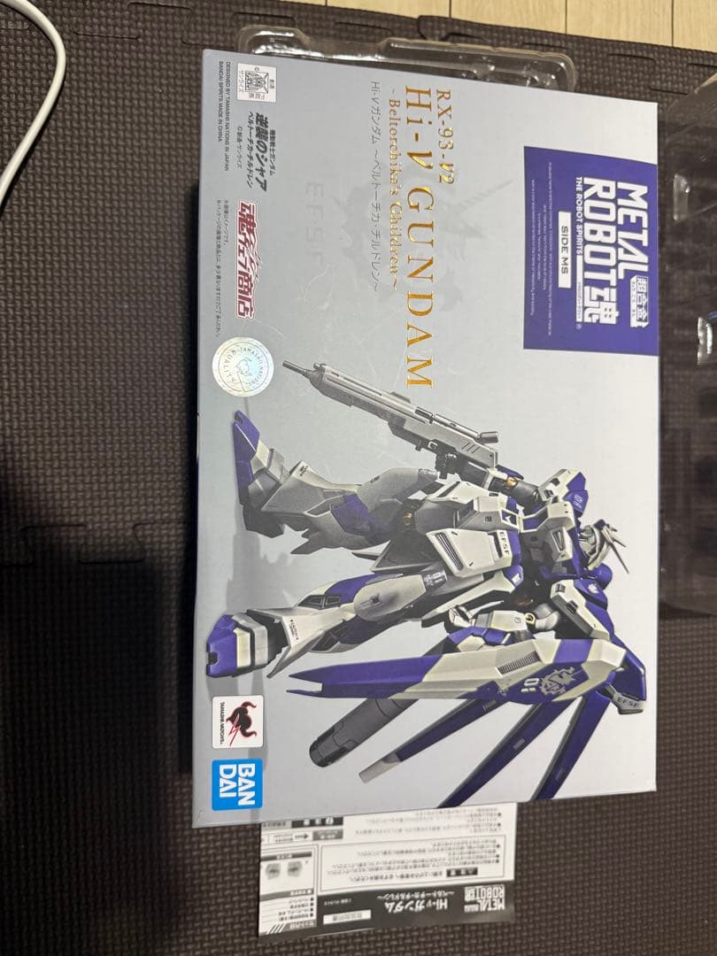 L ROBOT魂　Hi-νガンダム