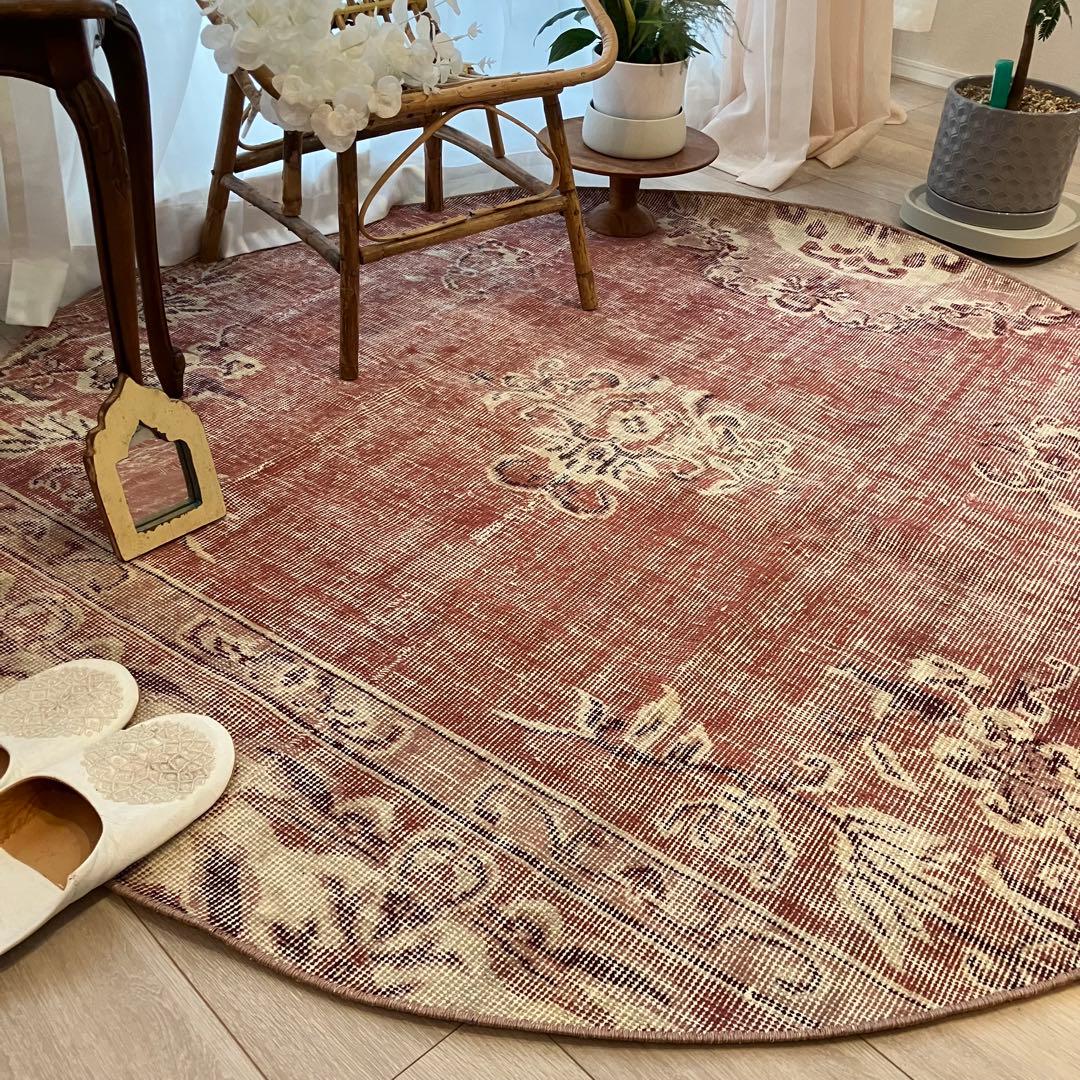 超大判145×145 ／ラウンド／レッドシャビー　トルコヴィンテージラグ