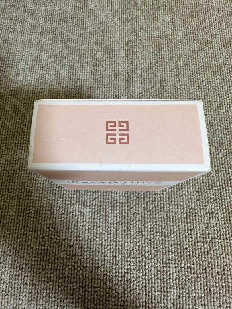 【新品未使用】GIVENCHY イレジスティブル オーデトワレ80ml