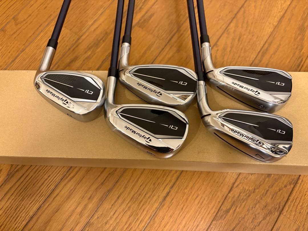 【超激安！】Qi アイアンセット（5本）カーボン（S）