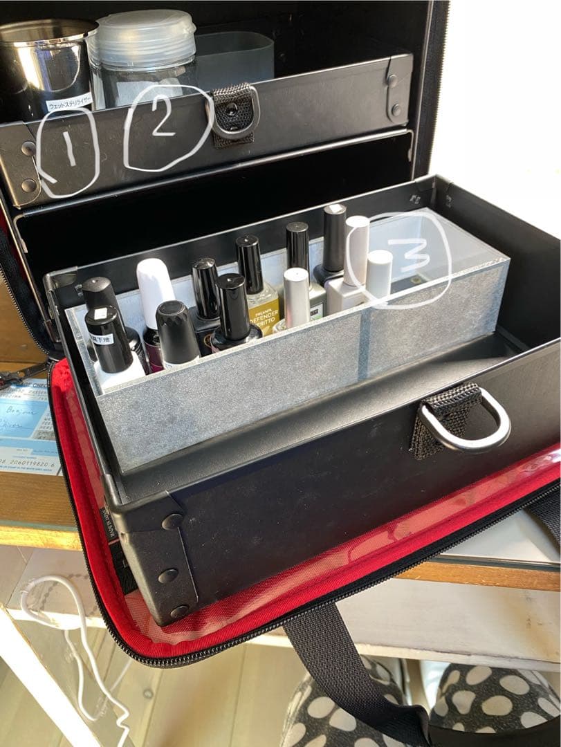 【未使用に近い】tati アートショコラ ワークボックス ネイルバッグ【レア】