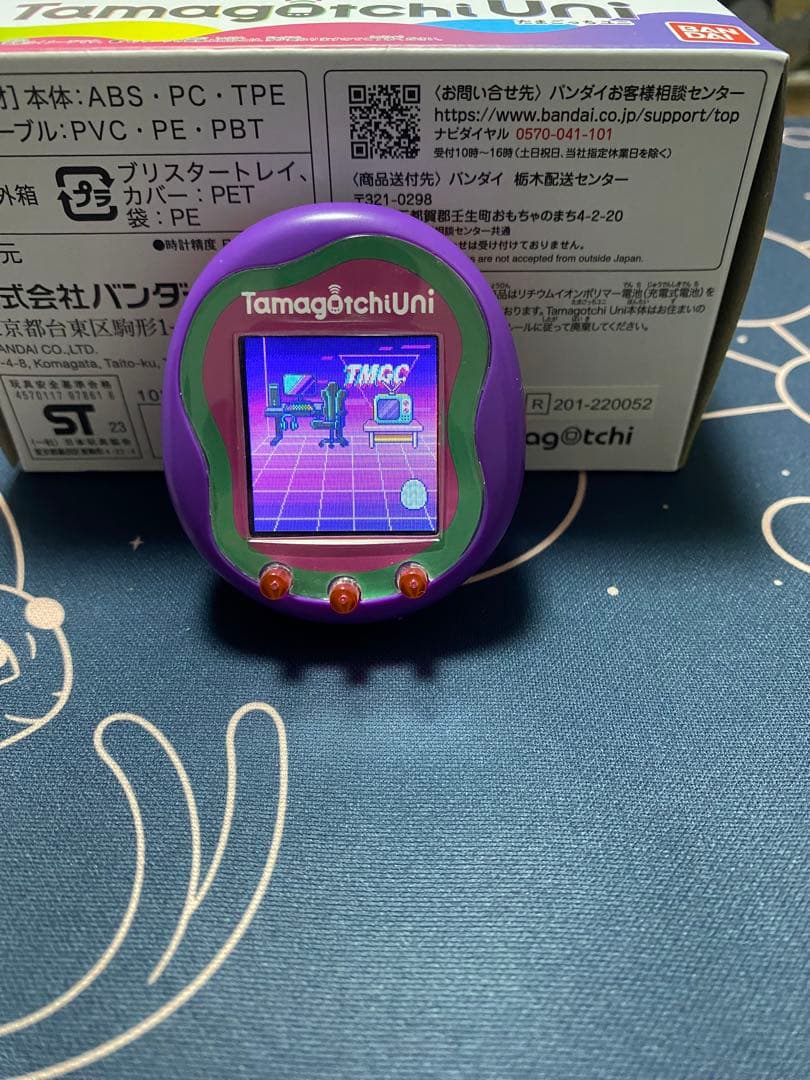 Tamagotchi Uni 紫色 本体と付属品