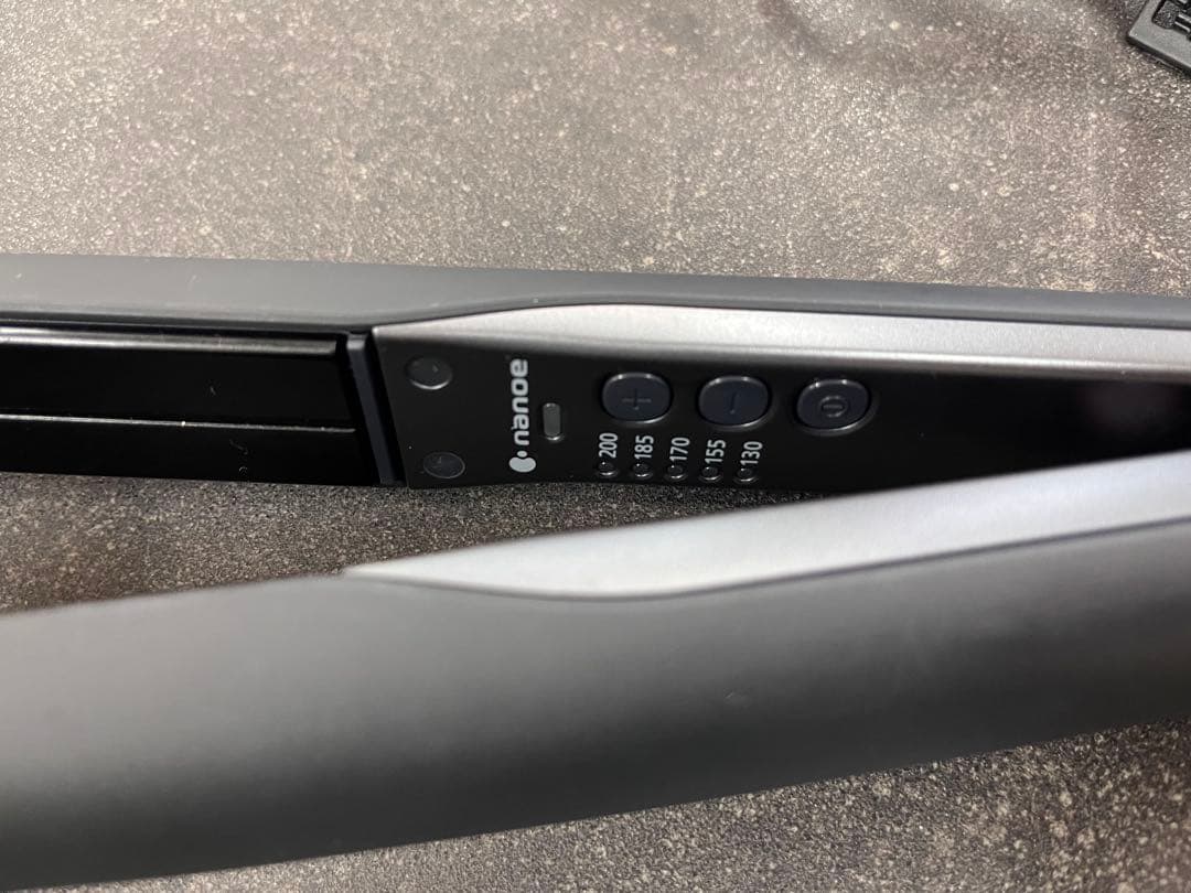 パナソニック　Panasonic ストレートアイロン　ナノケア　EH-HS0J