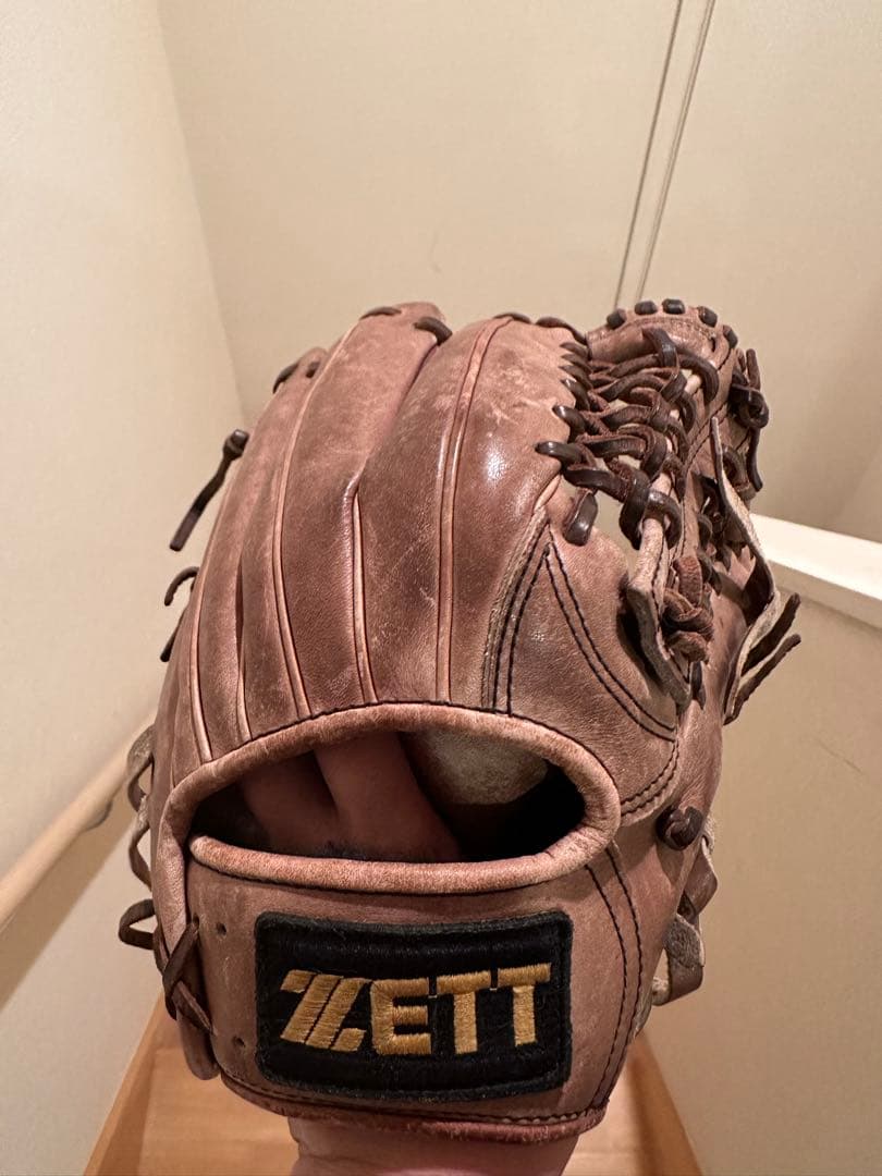 た*ん様 ZETT プロステイタス BPG 105 硬式三塁手用グローブ