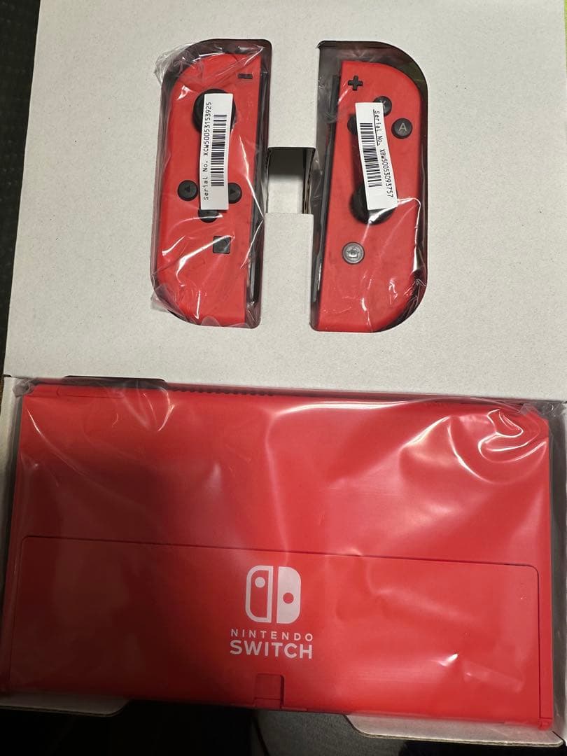 Nintendo Switch 有機ELモデル マリオレッド　SDカード付き