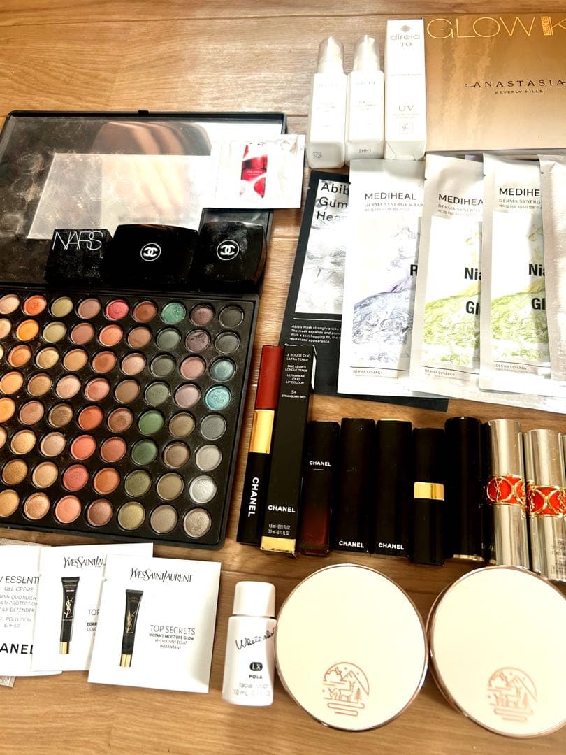 ☆コスメ まとめ売り☆デパコスリップ多め、クッションファンデ　希少限定品あり！