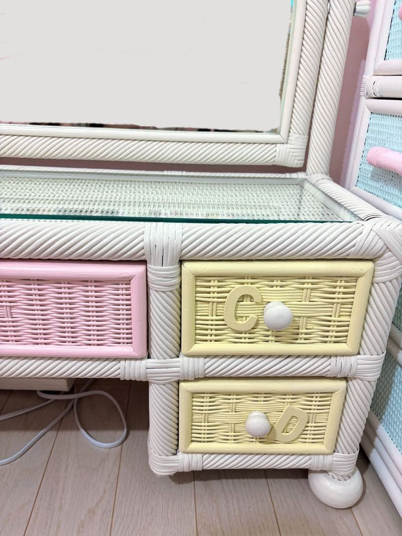 ヴィンテージ　ウィッカー　ラタン　ドレッサー