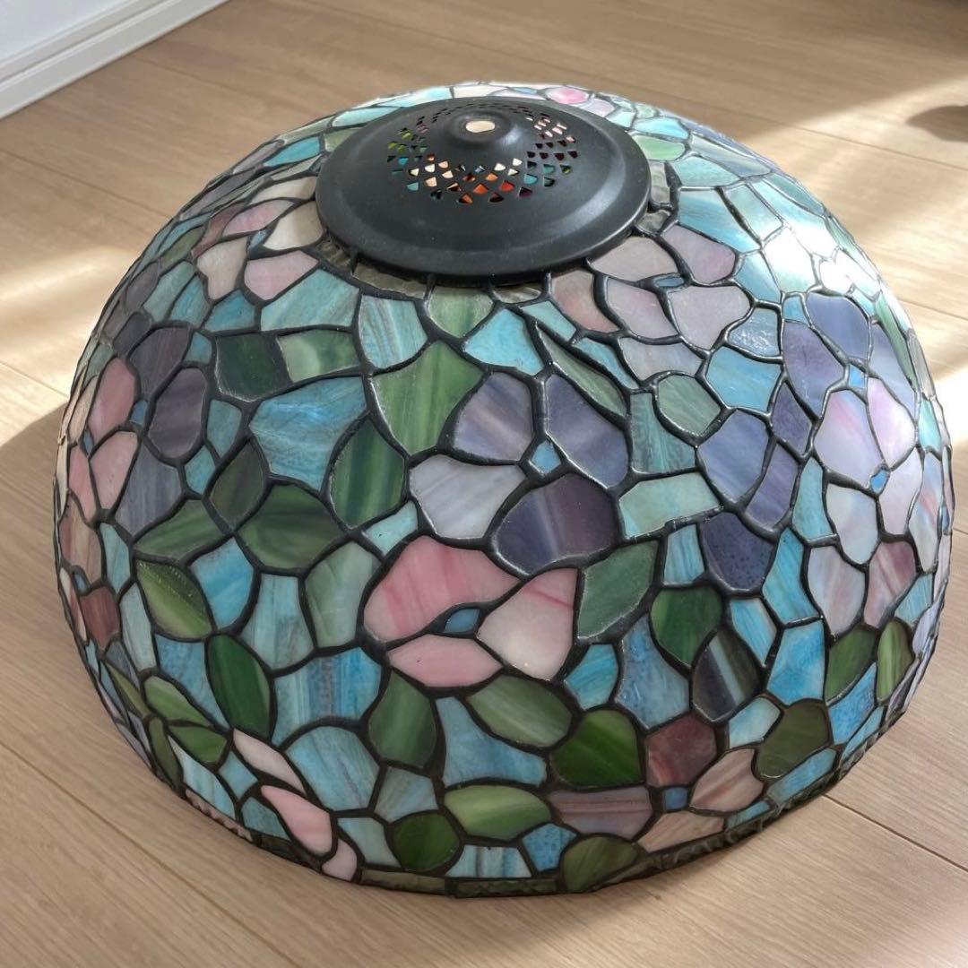 芸術美！　アンティーク スタンドランプ ステンドグラス シェード　ブロンズ像