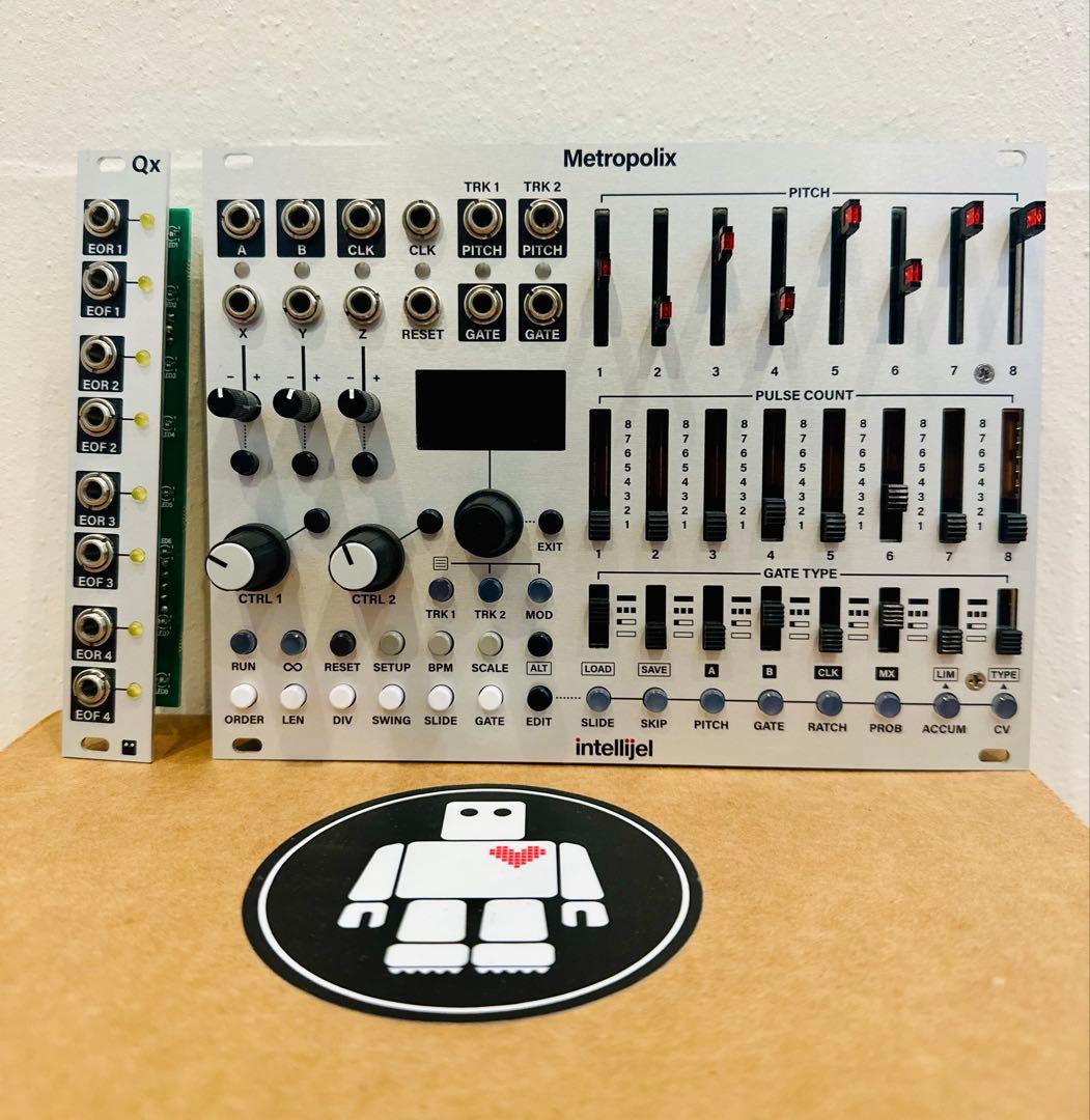 intellijel Metropolix + Qx エキスパンダー付き
