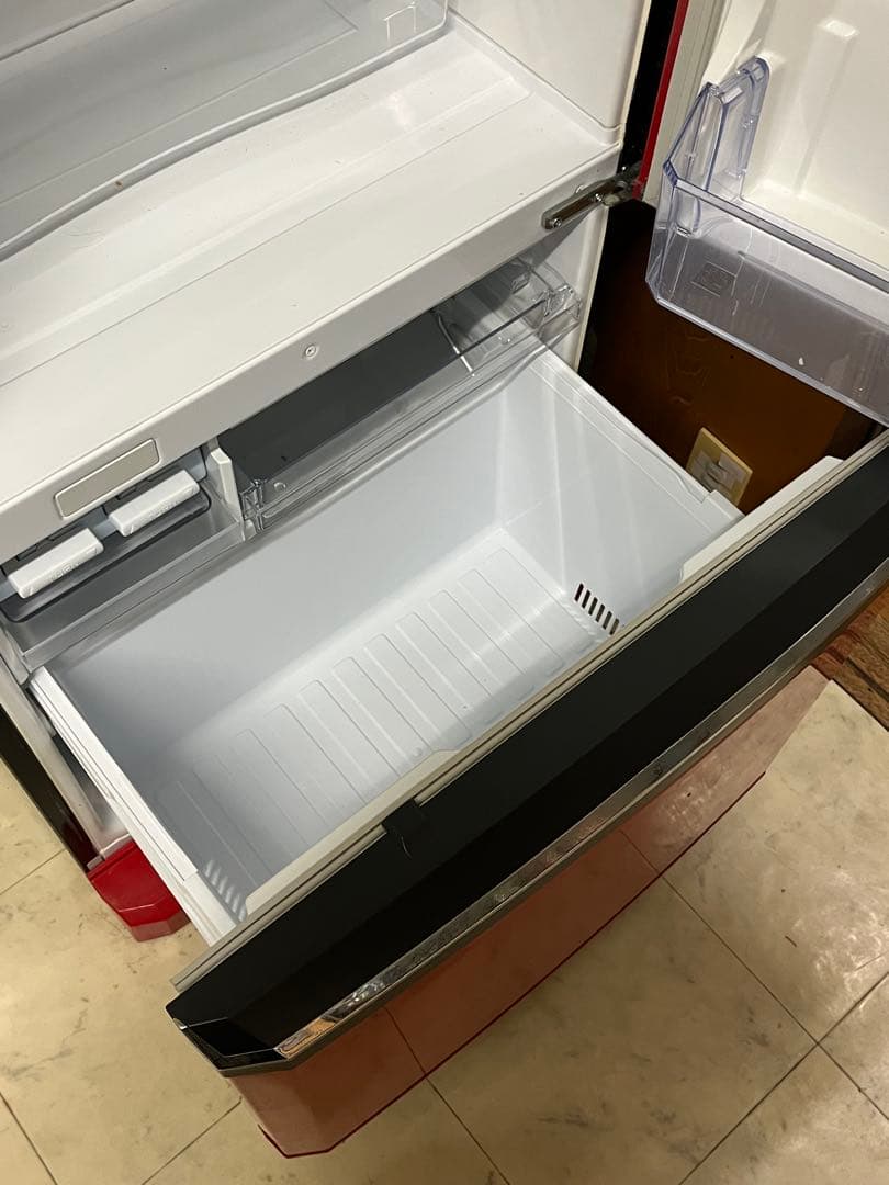 MITSUBISHI 三菱　ノンフロン冷凍冷蔵庫 MR-D30W-R 赤