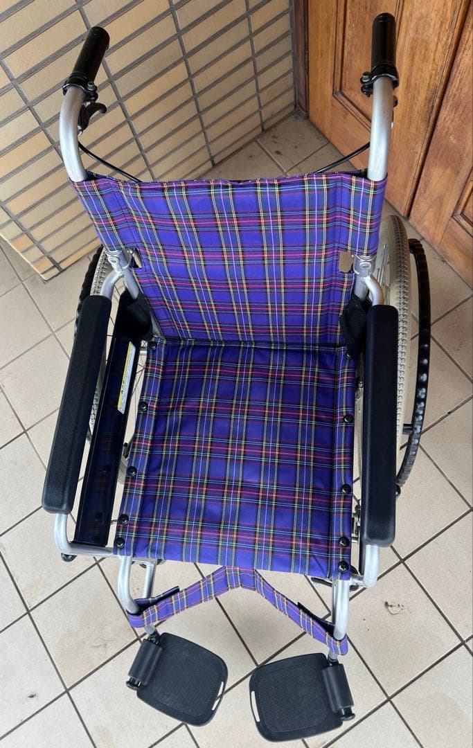 ★折りたたみ車椅子★カワムラサイクル 介助用車椅子 青・チェック柄