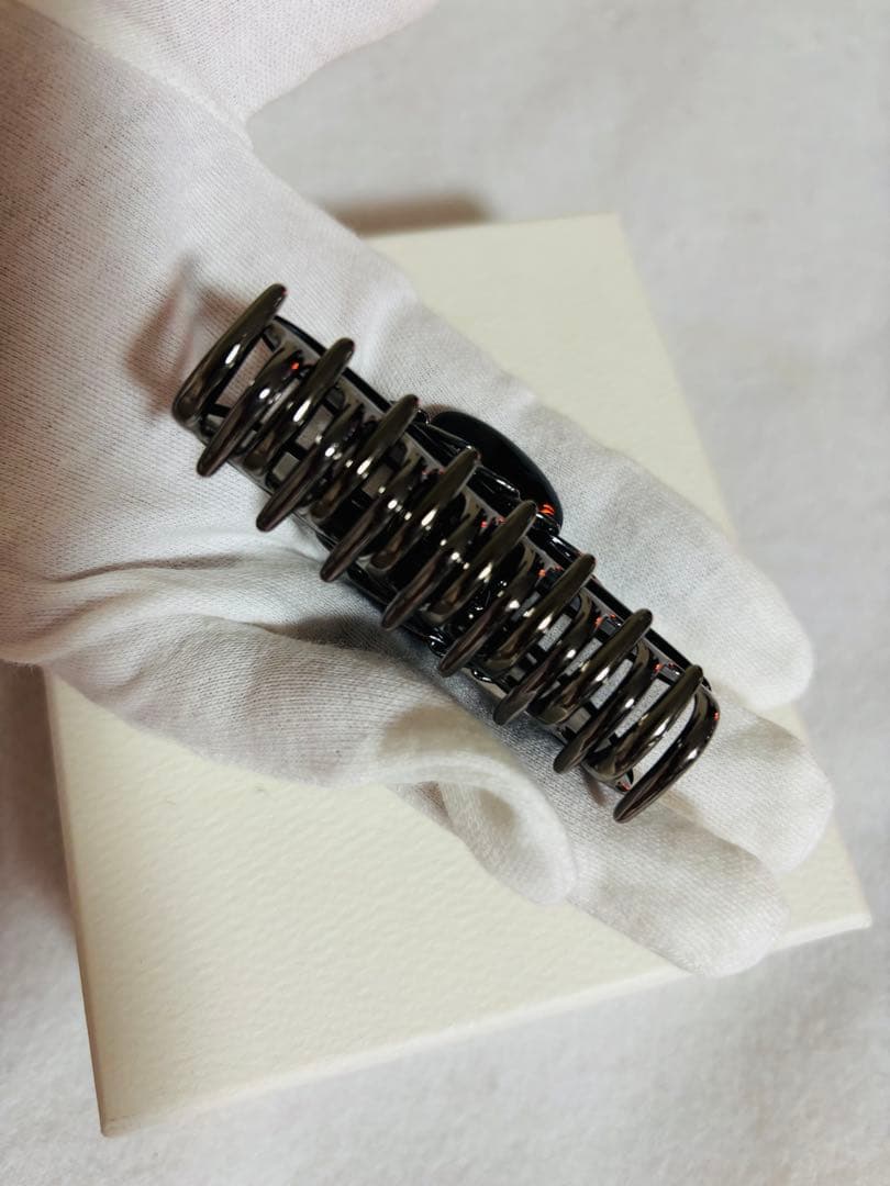 【レア/極美品】アッカaccaクリップ　ピン　チェーン　黒　コラーナ