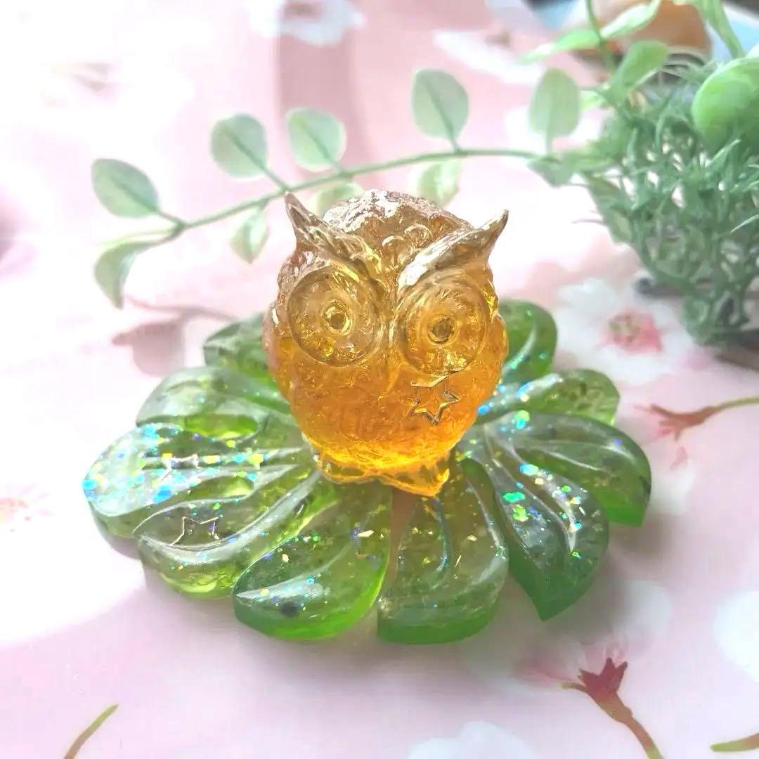 つねりん オルゴナイト　モンステラ型　4点