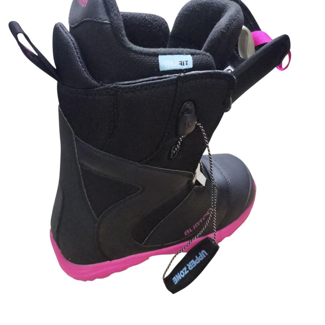 未使用 BURTON バートン スノーボードブーツ MINT ASIAN FIT