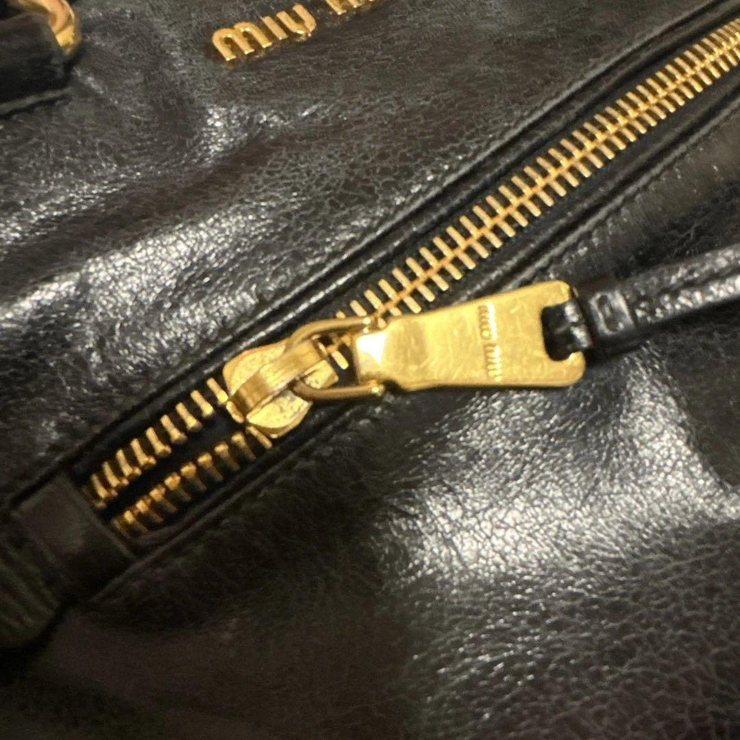 miu miu ミュウミュウ　ハンドバッグ　ショルダー　黒