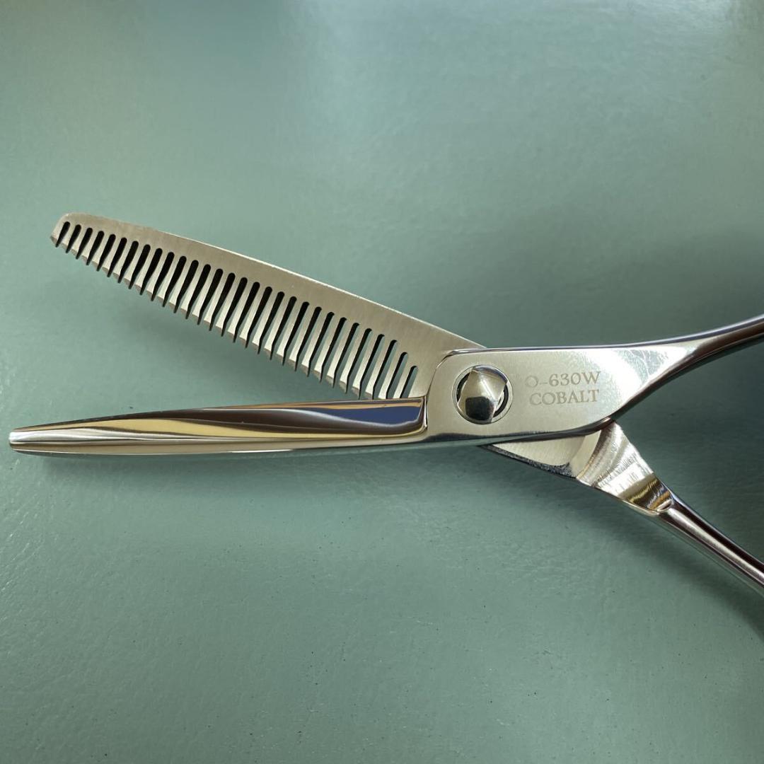 ６インチセニングシザー 40%前後 　新品未使用　理美容　美容師　理容師