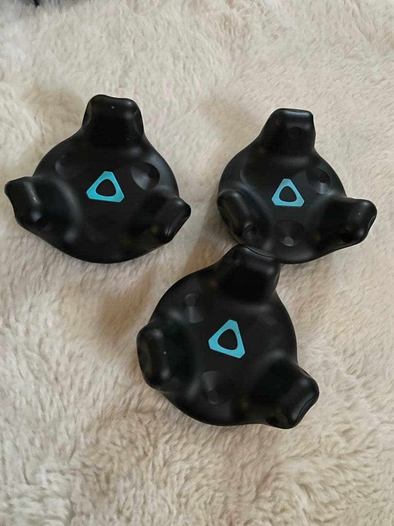 VIVE トラッカー 3個セット USBケーブル付き
