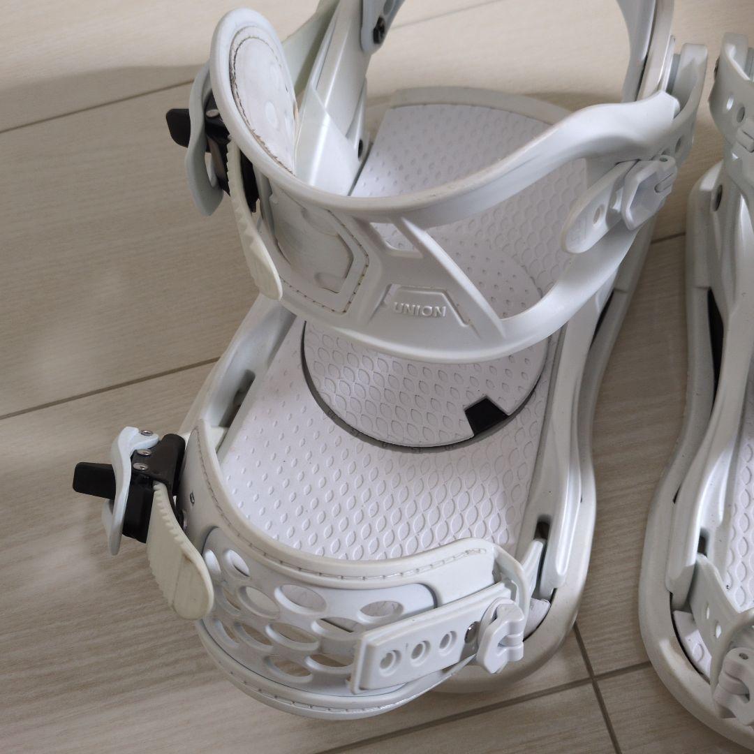 【土日限定値下げ】UNION LEGACY ホワイト Mサイズ 22-23