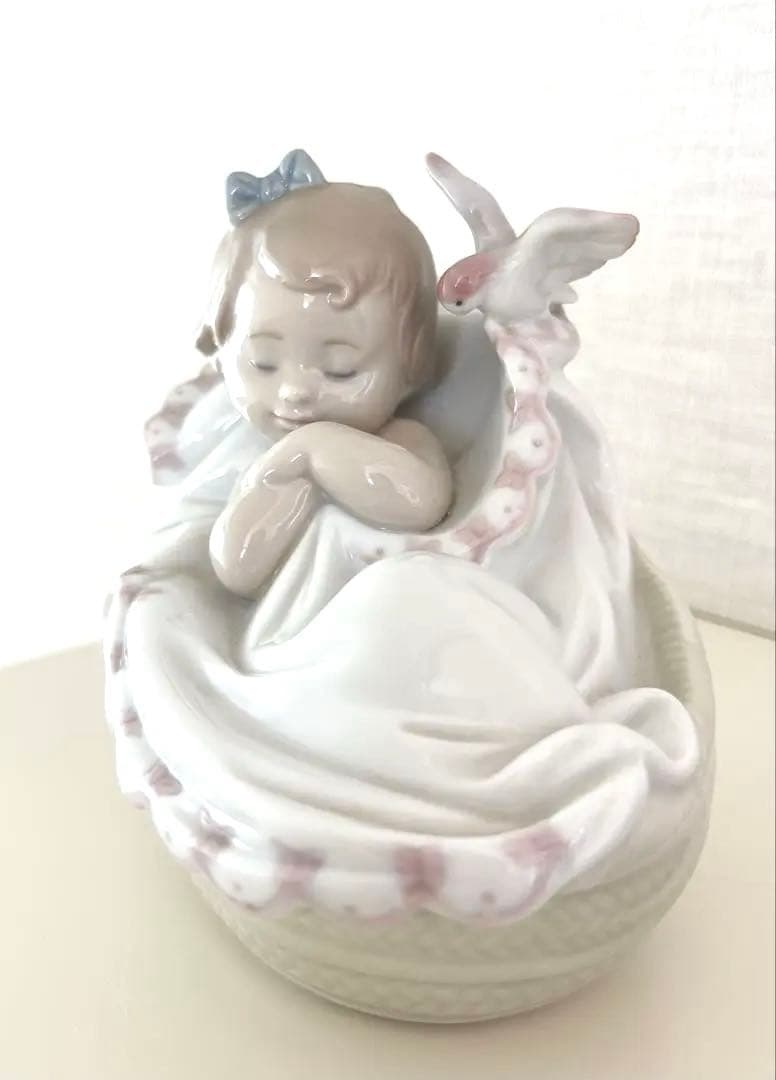 【美品】リヤドロ　No.6710 「私の夢」女の子