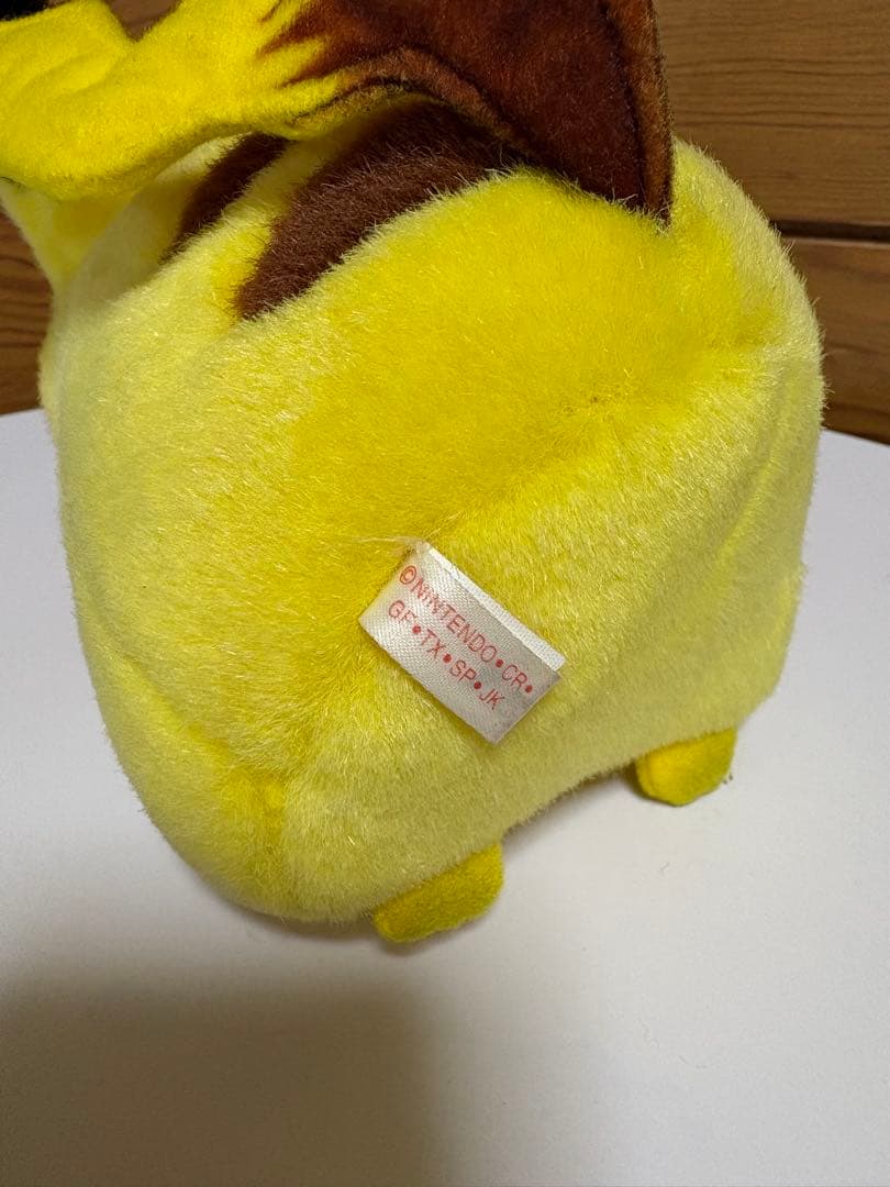 お腹を押すと鳴くピカチュウ　初期