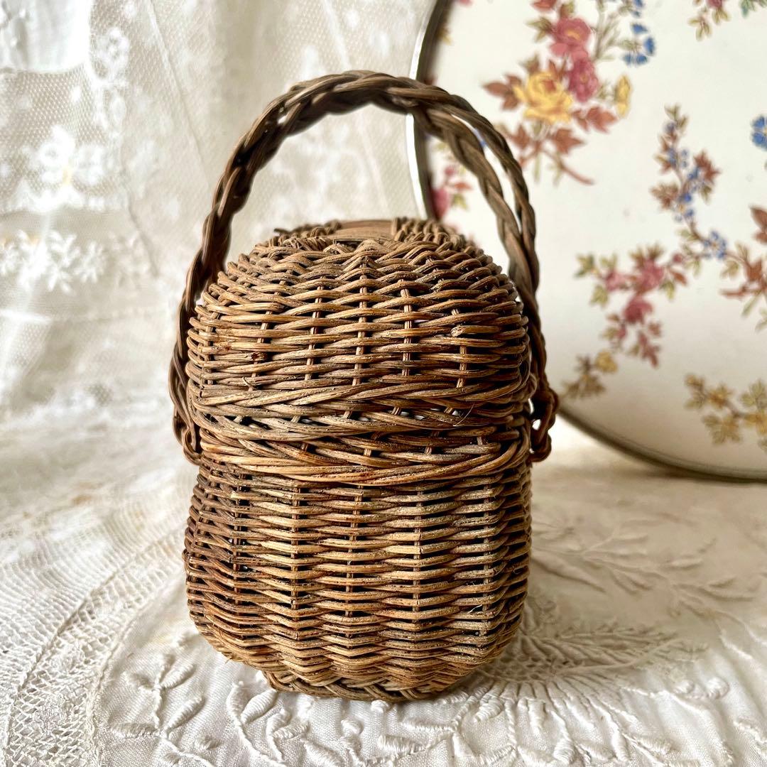【訳あり】ドールパニエ　フランスアンティーク 人形用 ミニ プチ カゴ 籠 かご