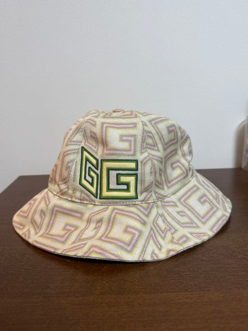 GUCCI GGロゴ バケットハット ベージュ/ピンク