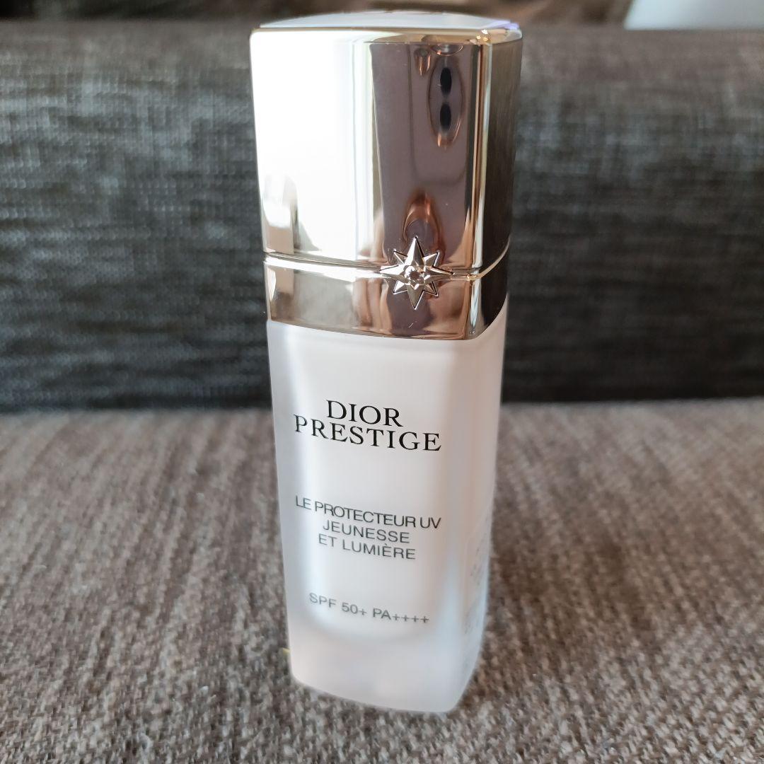 Dior プレステージホワイト ルプロテクター UVルミエール　シアーグロー