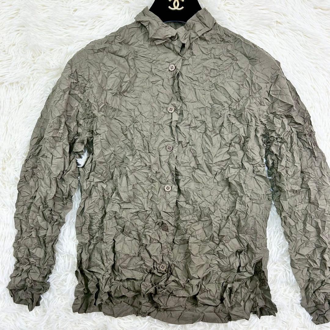 美品　イッセイミヤケ　ブラウス　シワ加工　前開き羽織長袖　カーキ　M