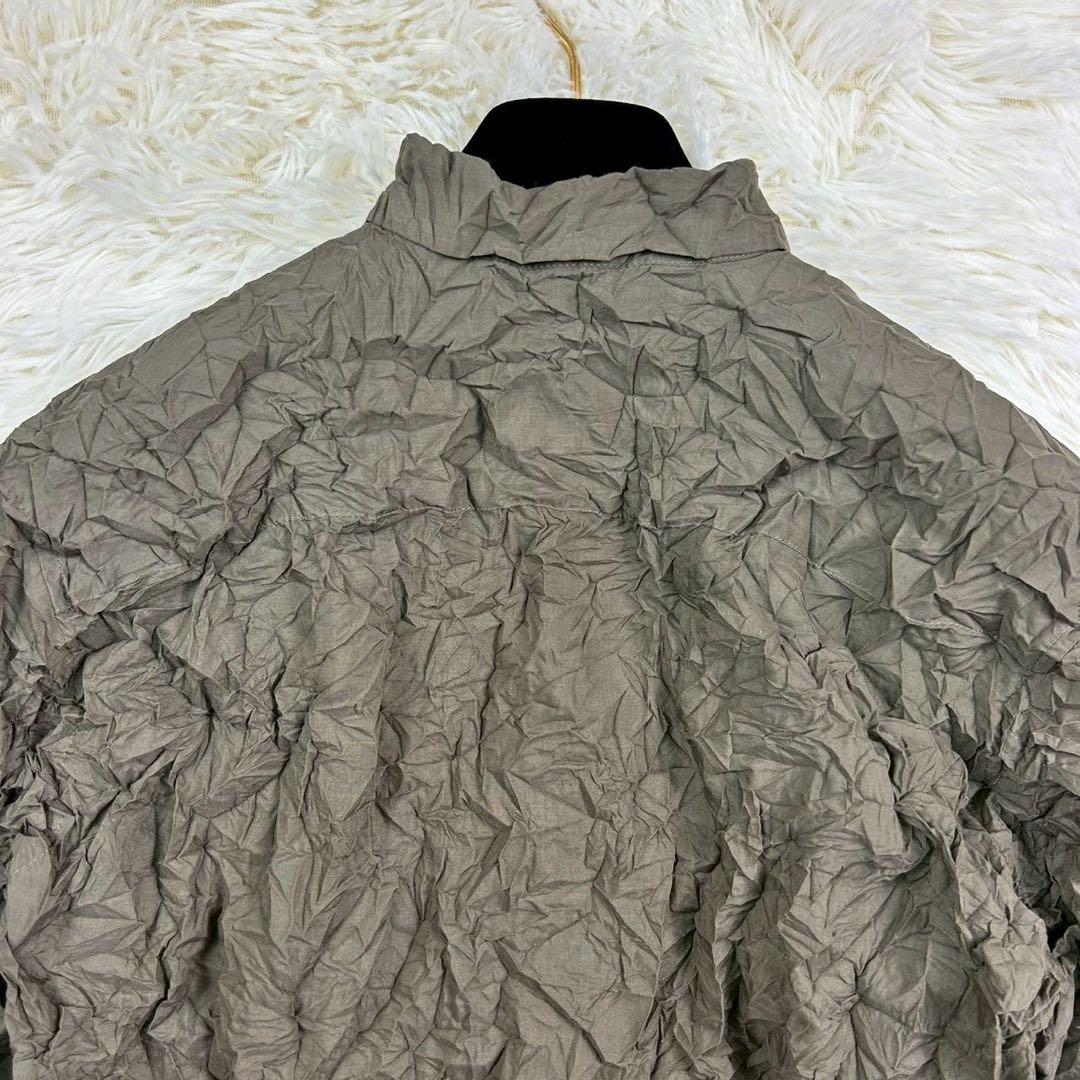 美品　イッセイミヤケ　ブラウス　シワ加工　前開き羽織長袖　カーキ　M