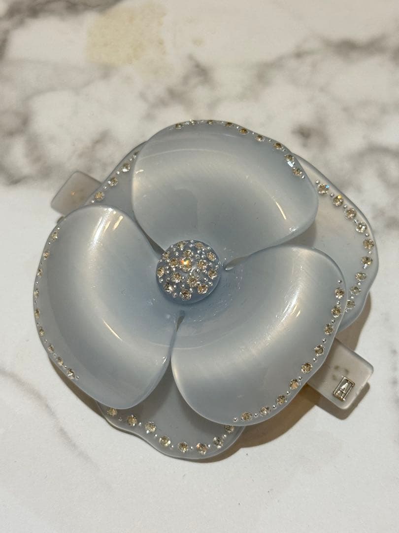 Arexandre de Paris バレッタ