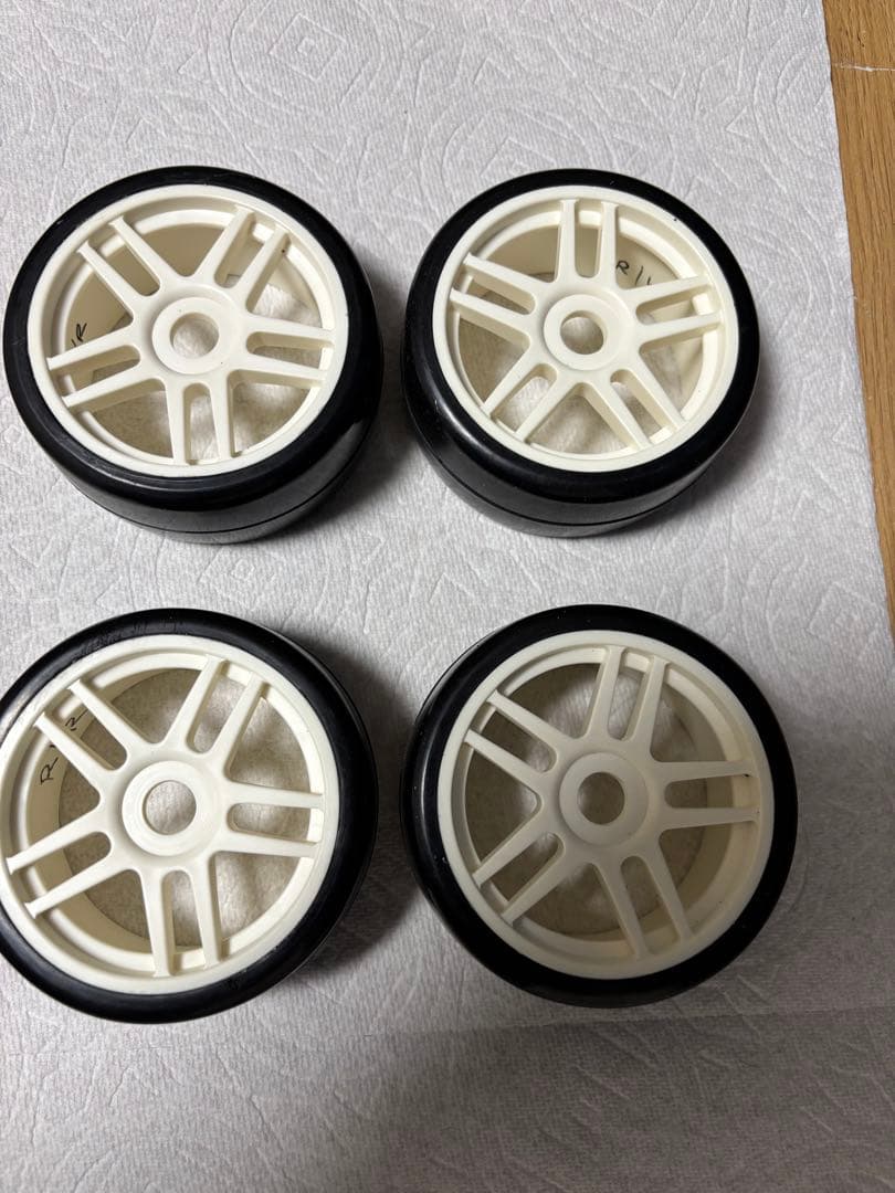 1/8 京商 インファーノGT2 GT3 タイヤホイール