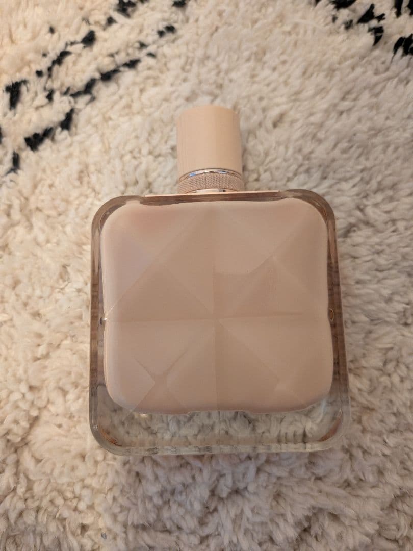 Givenchy IRRESISTIBLE ヌード ベルベット80ml