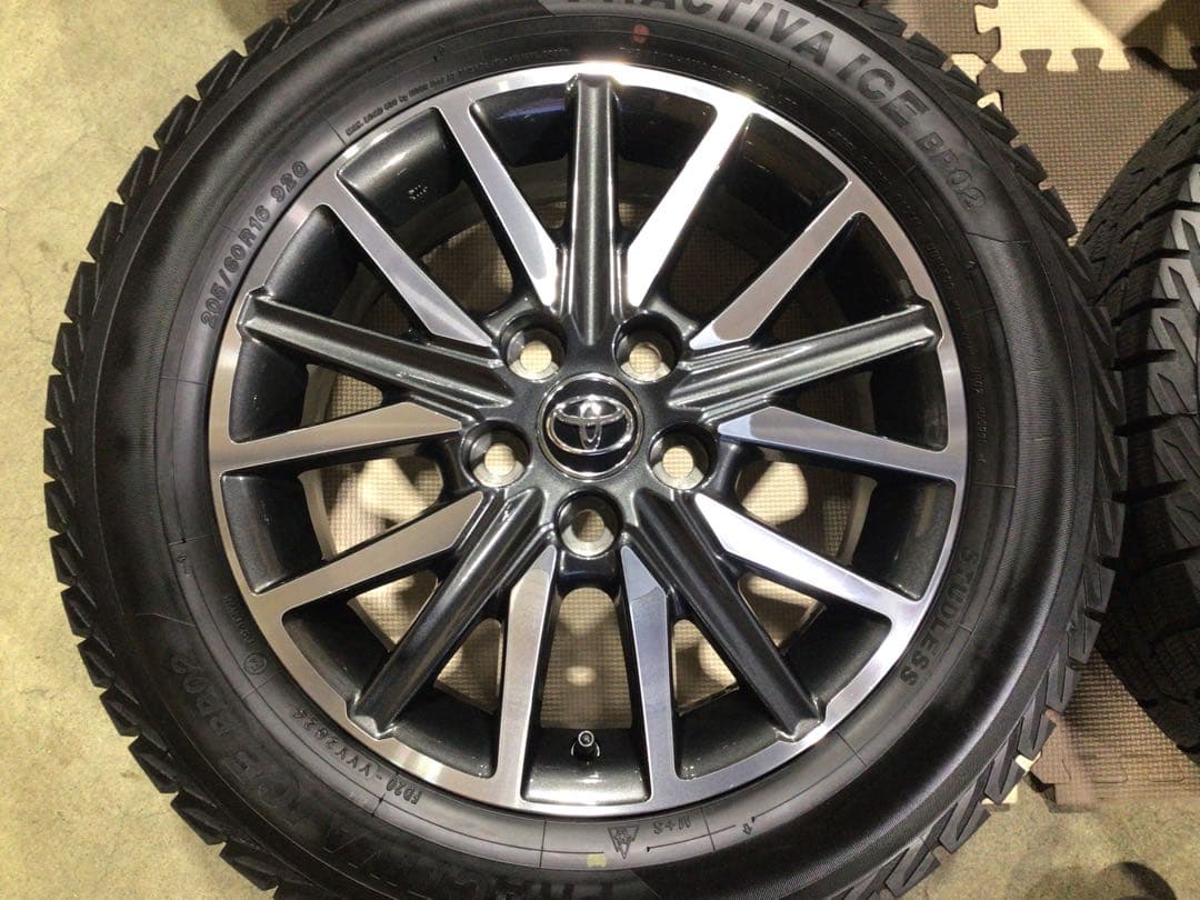 深溝 激安 205/60R16 トヨタ 純正 スタッドレス 4本 送料込み