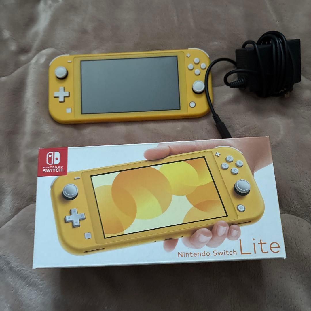 d*3様 Nintendo Switch Lite イエロー