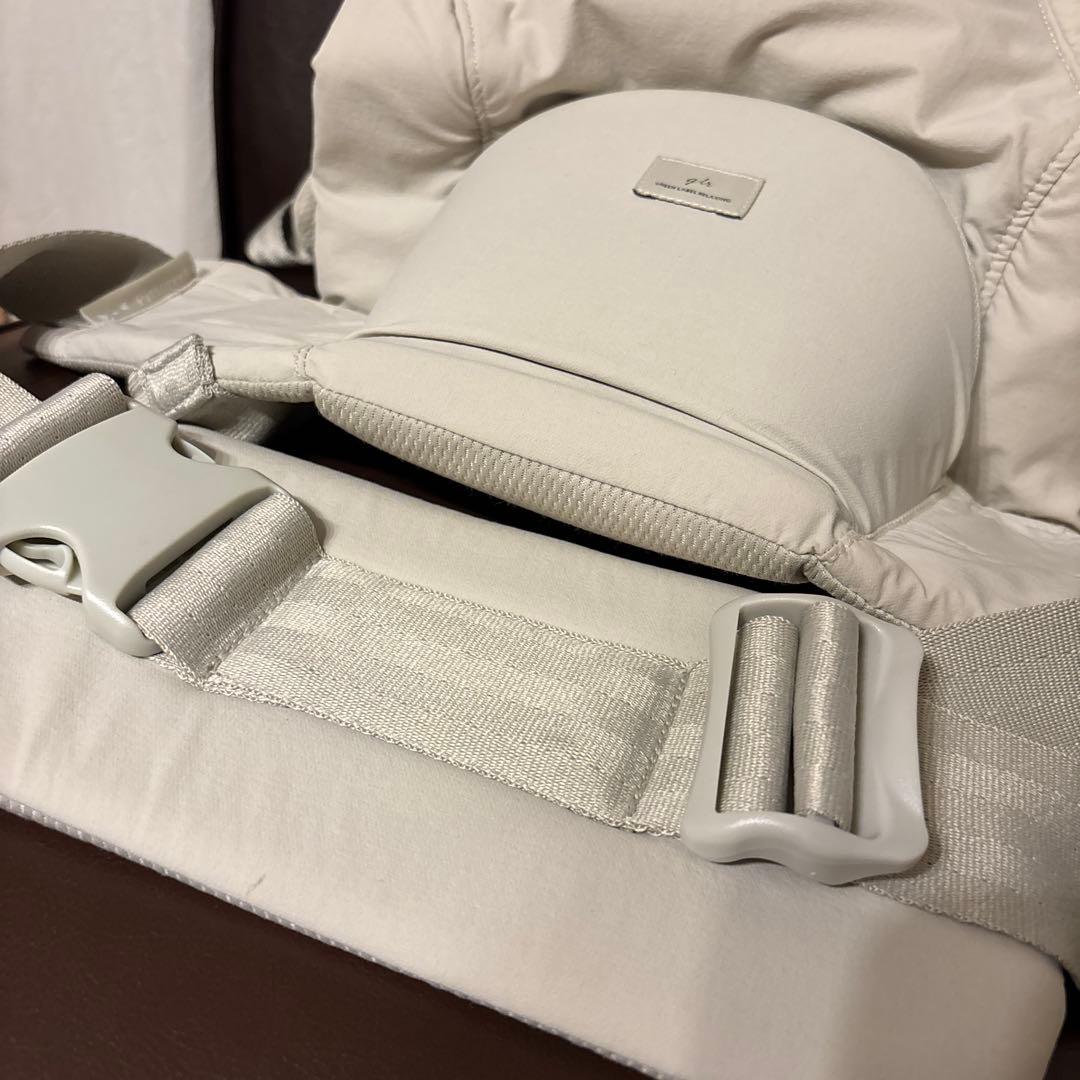 グリーンレーベルリラクシング　抱っこ紐 フード付き