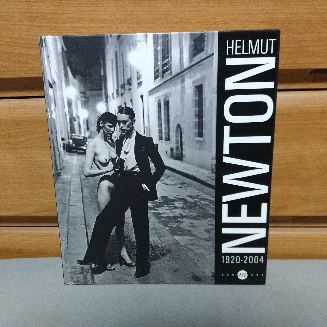 HELMUT NEWTON 1920-2004　洋書　【b4】