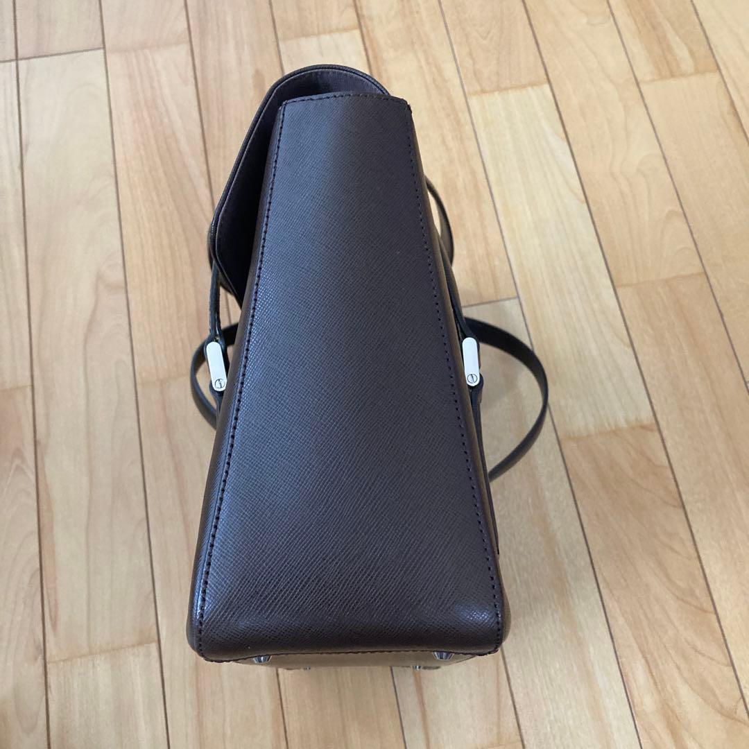 BURBERRYダークブラウン バッグ