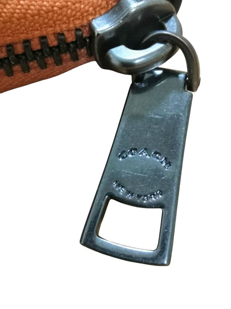 【れお】COACH シボ革 長財布 ラウンドファスナー 茶