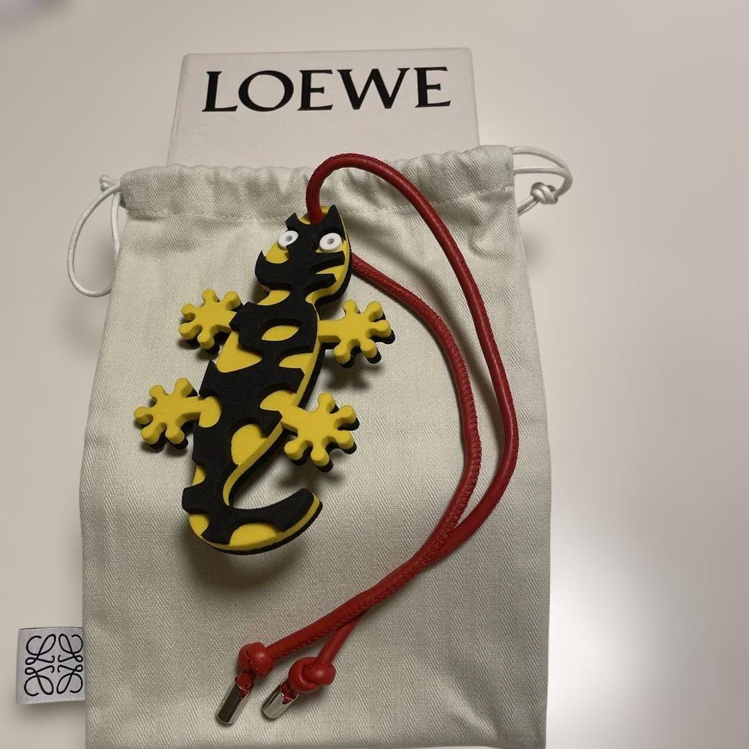 LOEWE チャーム サラマンダー型チャーム　バックチャーム