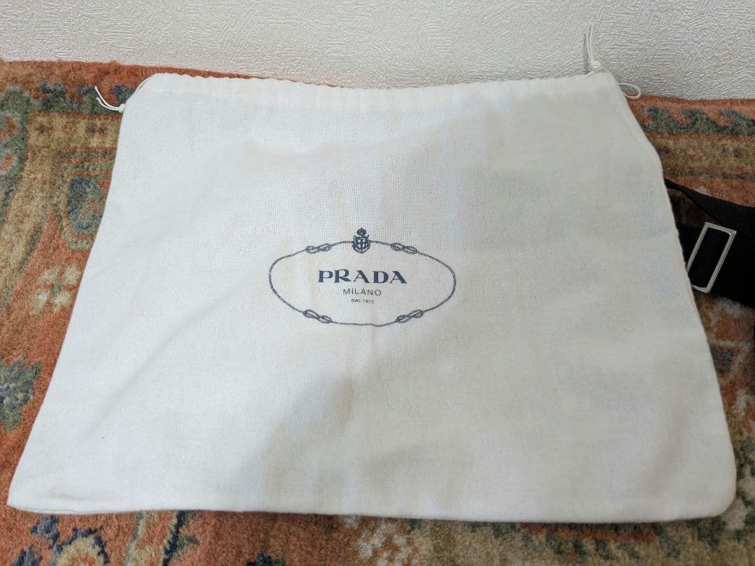 GUCCI グッチ　ボディバッグ　ウエストポーチ　ナイロン　美品　付属品なしGG