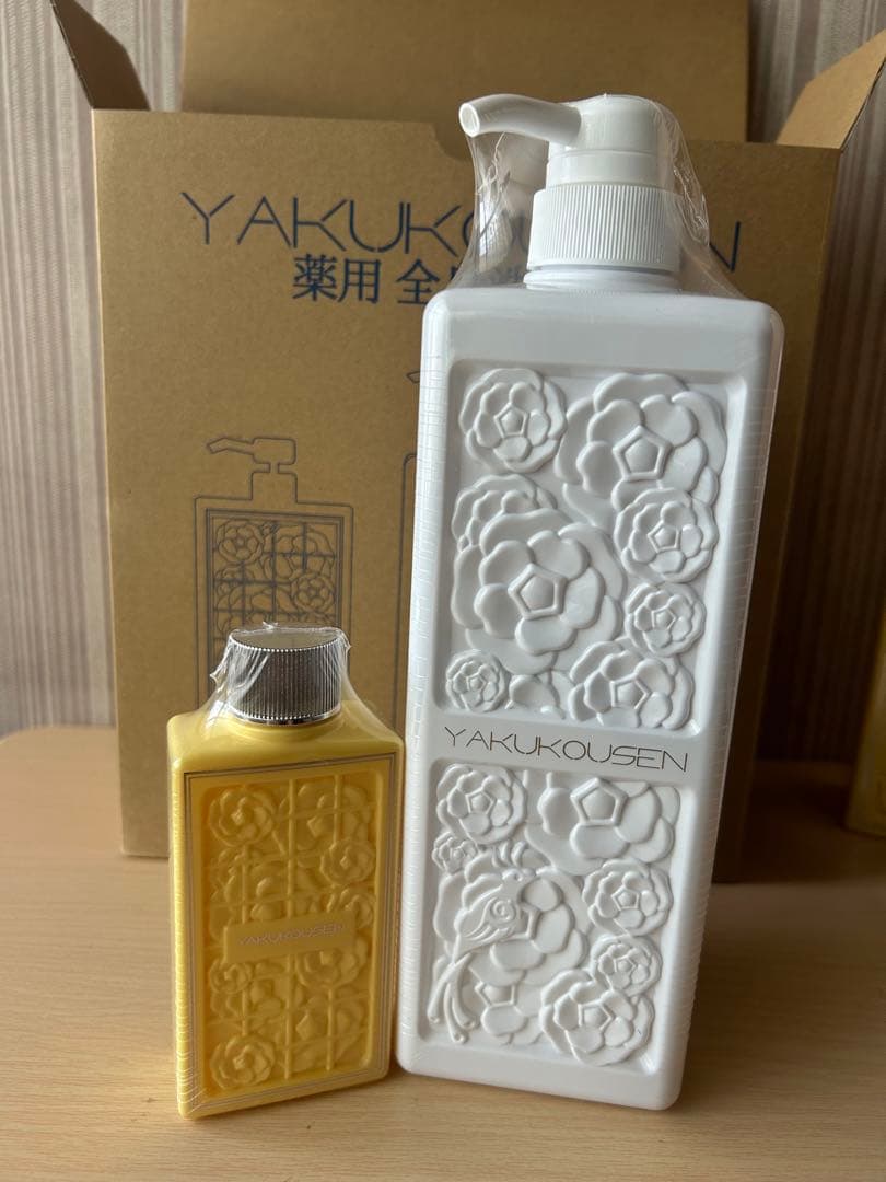 薬酵泉　YAKUKOUSEN ボディソープ ４本セット