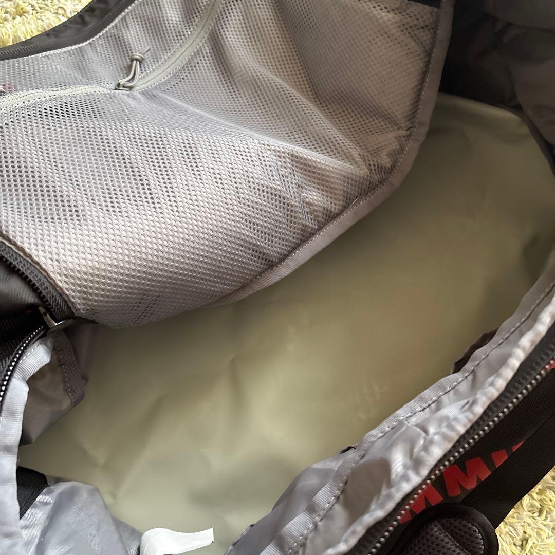 MAMMUT 大容量 リュック・バックパック CARGON60 黒/赤