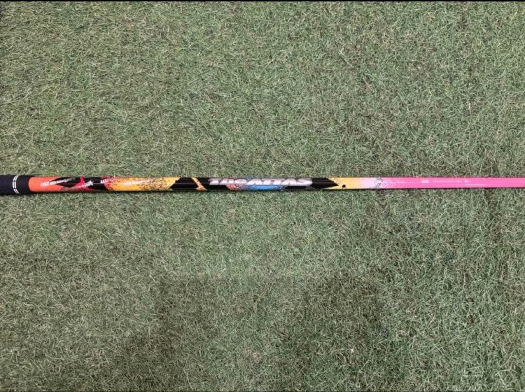 The ATTAS 5S ピンスリーブ ドライバー ジアッタス　ピンクバージョン